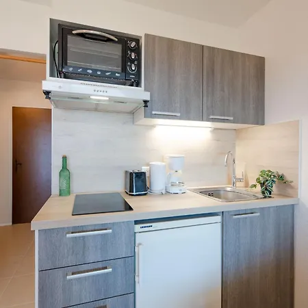 公寓 Le Domaine De La Croisette By Interhome